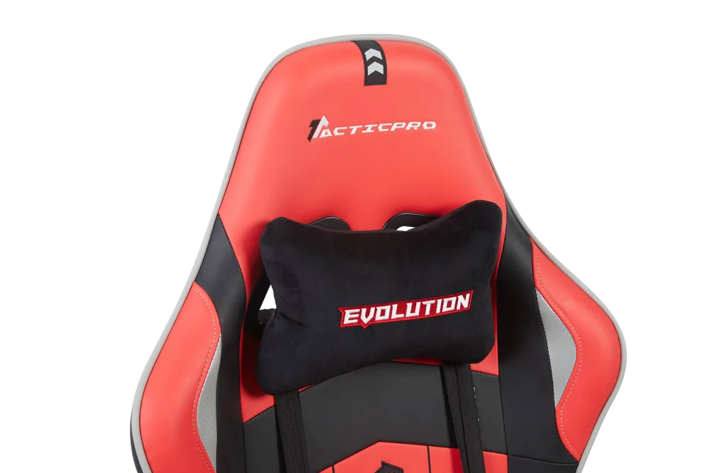 Игровое кресло EVOLUTION Tactic PRO, вид спереди с подушкой